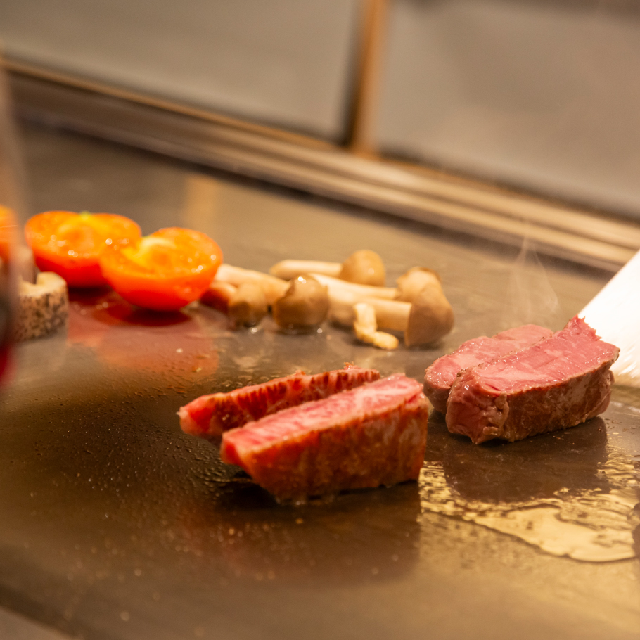 【WEB予約限定】神戸牛食べ比べセット～ COLOR ～　全7品