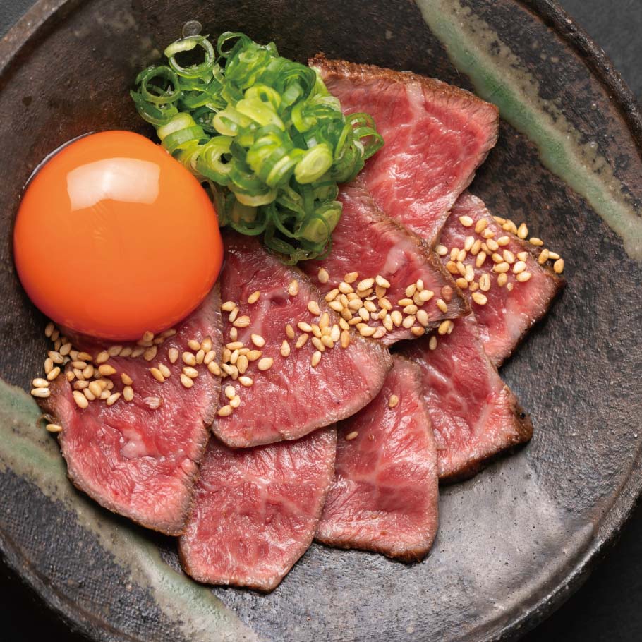 神戸牛 炙りユッケ