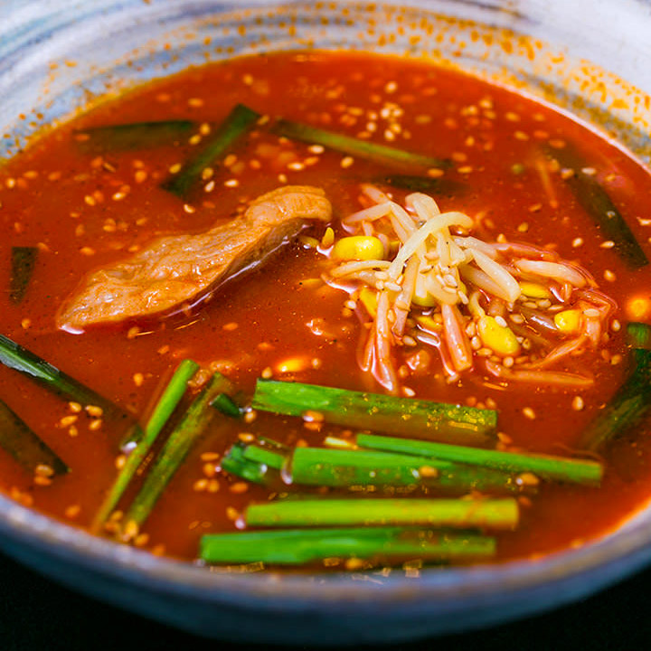 神戸牛スープ赤1|神戸牛焼肉 八坐和 本店