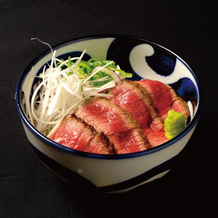 神戸牛ステーキセット丼ハーフセット