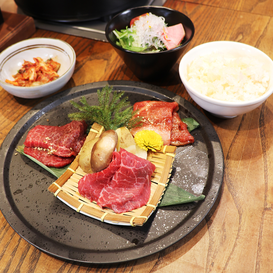 【焼肉】神戸牛焼肉セット　梅