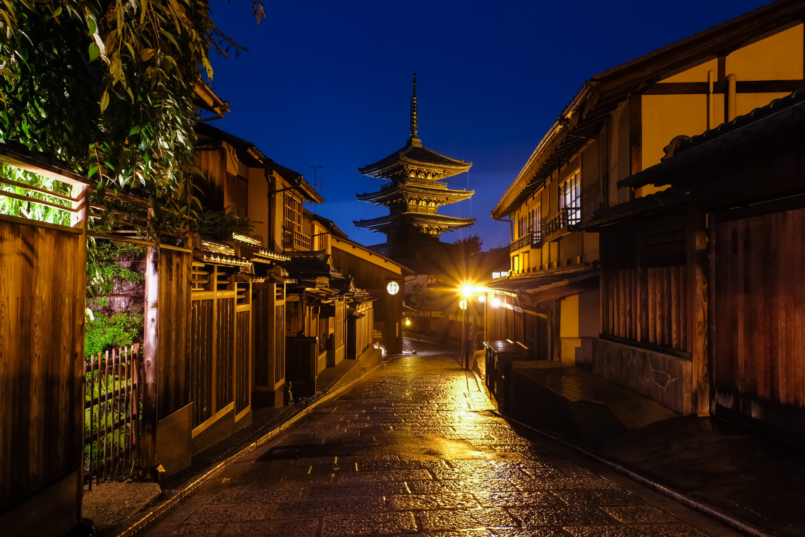 Widely Located Across Kobe, Osaka, Tokyo, and Kyoto