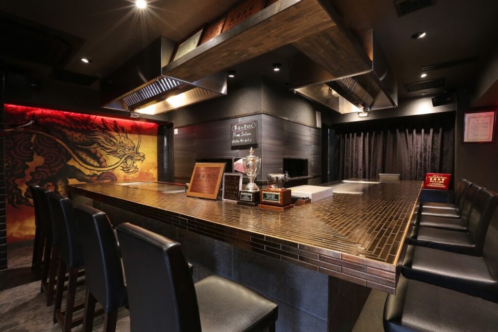 Inside Kobe Beef TANRYU Ikuta Shindo Store